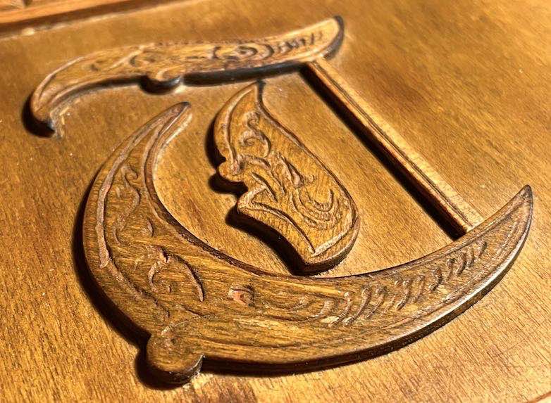 Buch-Schuber mit Holzinitiale