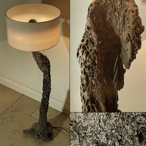 Stehlampe aus wurmstichigem Treibholz mit Retro Textil-Kabel